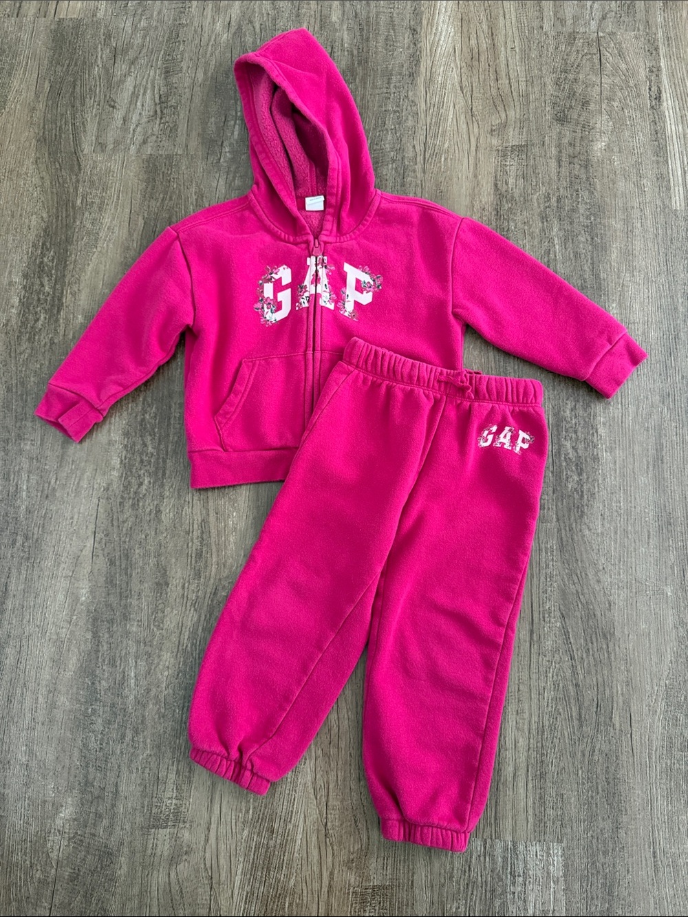 GAP Girls Bright Pink Fleece Hoodie & Joggers Set